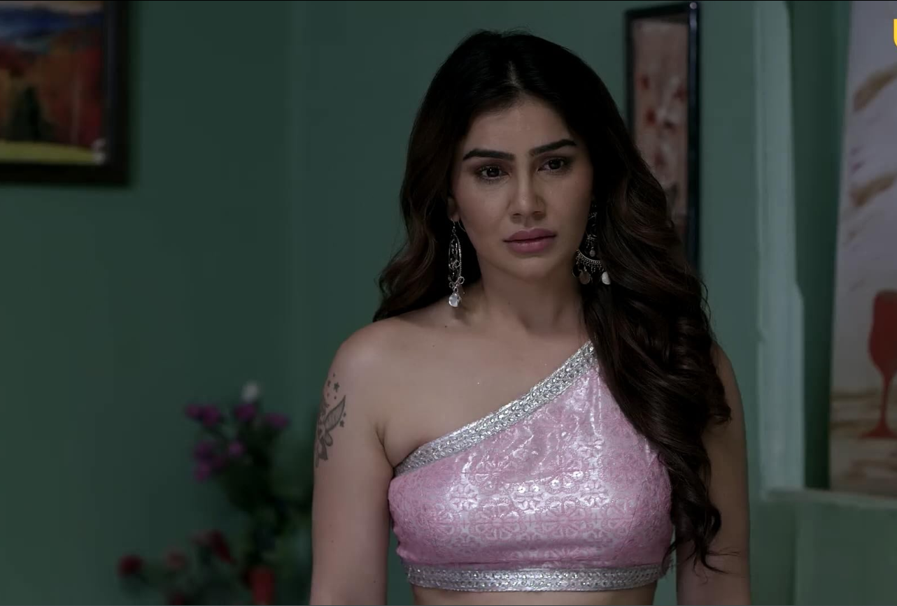 Mona Home Delivery  Ep3 – Ullu Kangna Sharma Bhabhi XXNX