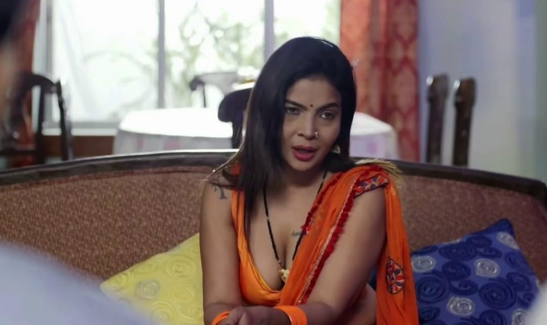 PathShala E1 – Sexy Mahi Kaur Hot Bhabhi Webseries