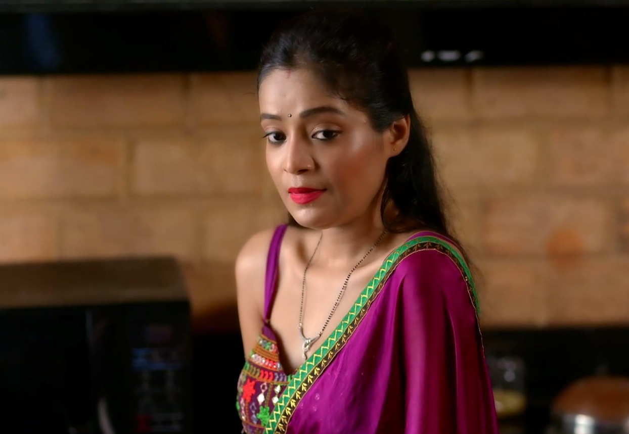 Utha Patak S03 Ep11 – Altt Balaji Prity Dey Hot Bhabhi Nude