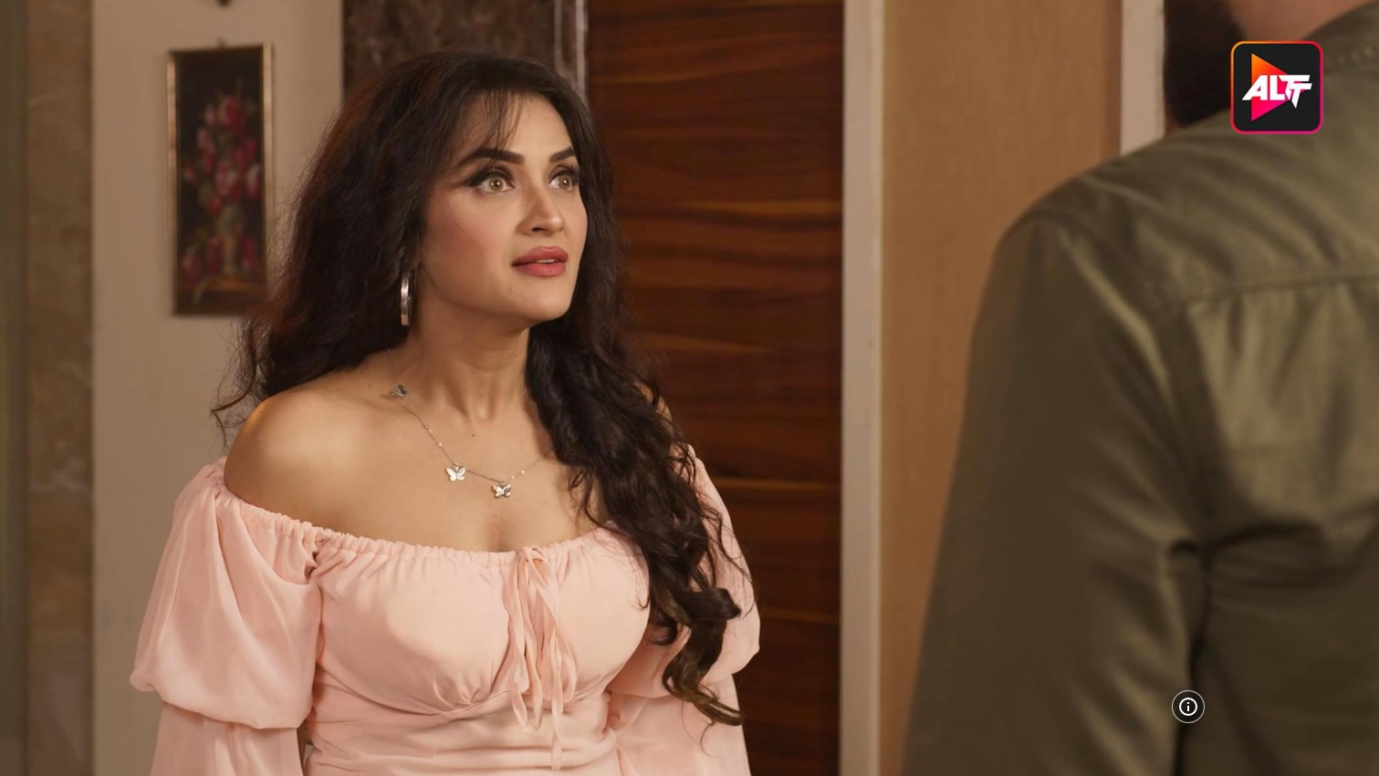 Band Darwaze Ke Piche E2-Reeva Chaudhary Bhabhi XXX