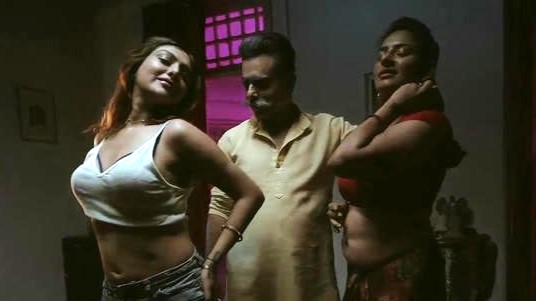 Kasturi E6-Hot Khushi Mukherjee Threesome XXX Video